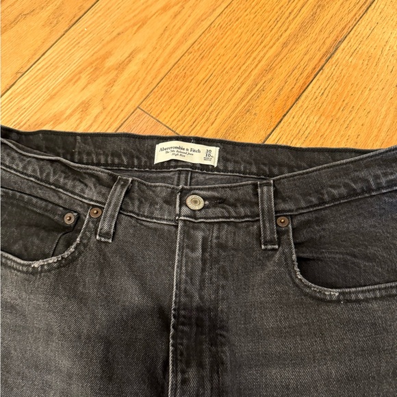 Abercrombie & Fitch, High Rise 90s Relaxed Jean - size 30 (10) extra long - Picture 9 of 14